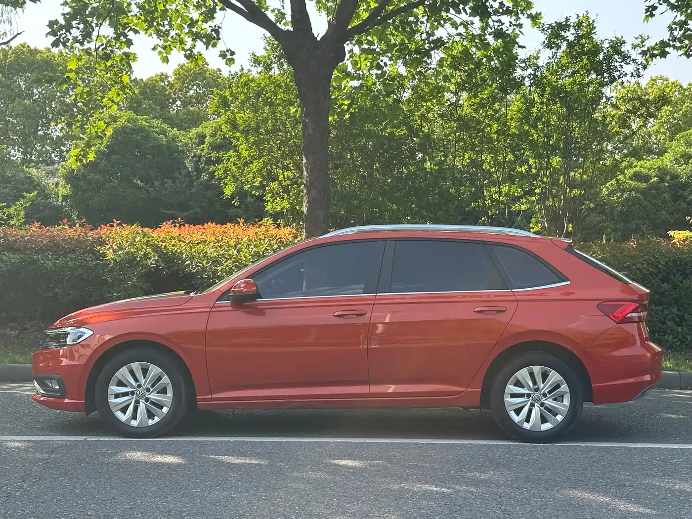 Volkswagen Lavida 2018 Hatchback 200TSI DSG Comfort Edition China V фото 4