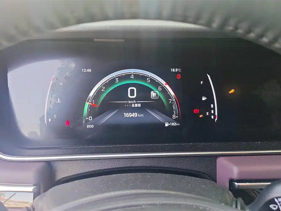 GAC Trumpchi Trumpchi M6 2023 PRO 270T DCT Luxury Edition фото 14