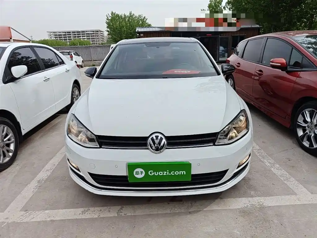 Volkswagen Golf 2017 230TSI Auto Comfort Millionth Anniversary Edition фото 3