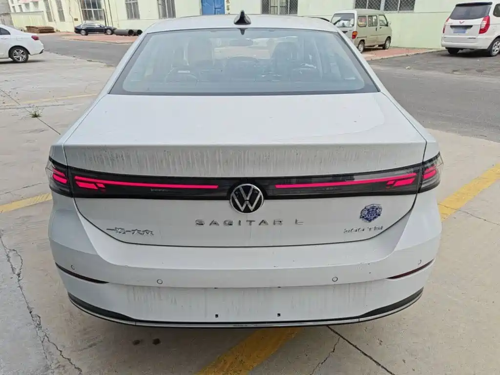 Volkswagen Sagitar 2026 2025 300TSI DSG Mid-range Edition