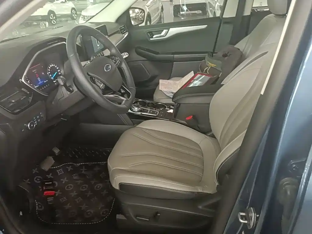 Ford Escape 2024 2024 Model EcoBoost 245 4WD Premium Edition