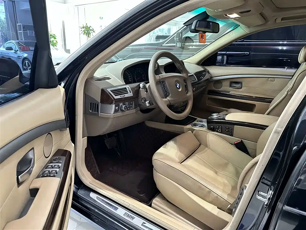 BMW 7 Series 2007 2005 Model 740Li