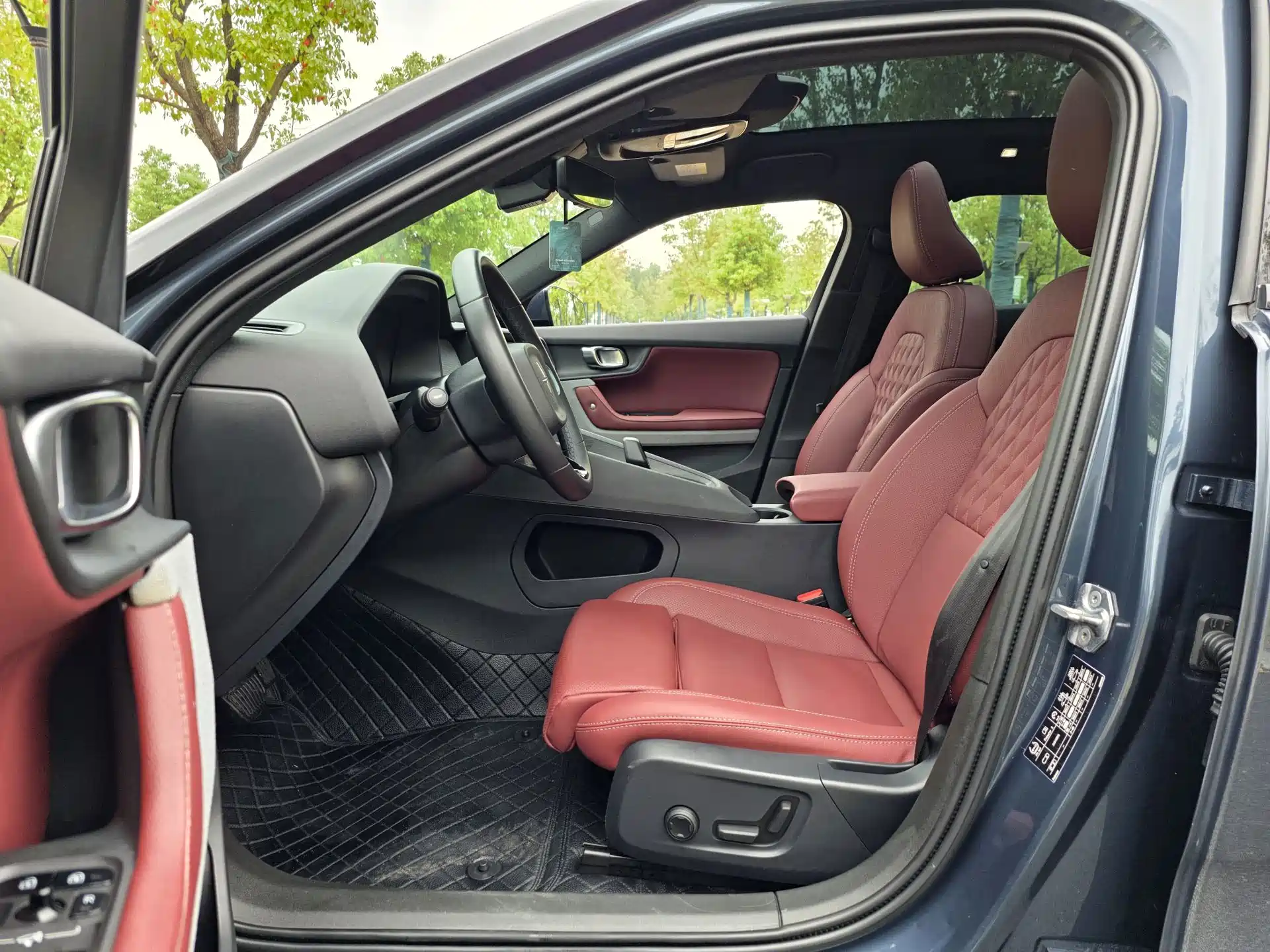 Фото 9 - Polestar 2