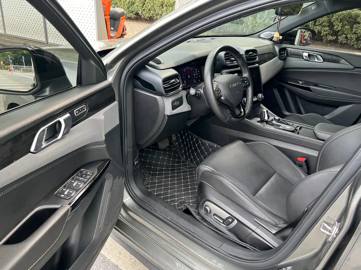 Lynk & Co 03 2020 2.0TD Auto Power Pro Edition фото 8