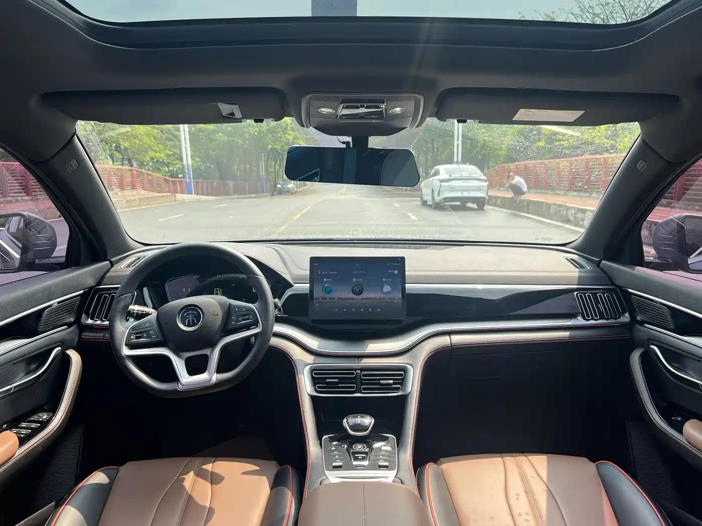 BYD Song PLUS 2020 1.5T Automatic Flagship фото 13