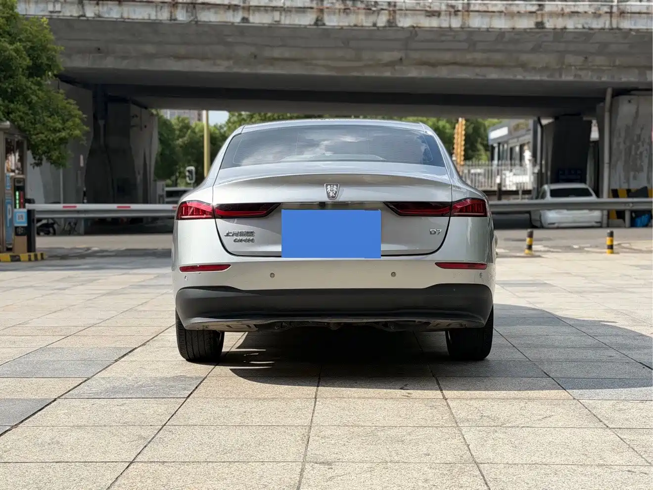Фото 8 - Roewe D7
