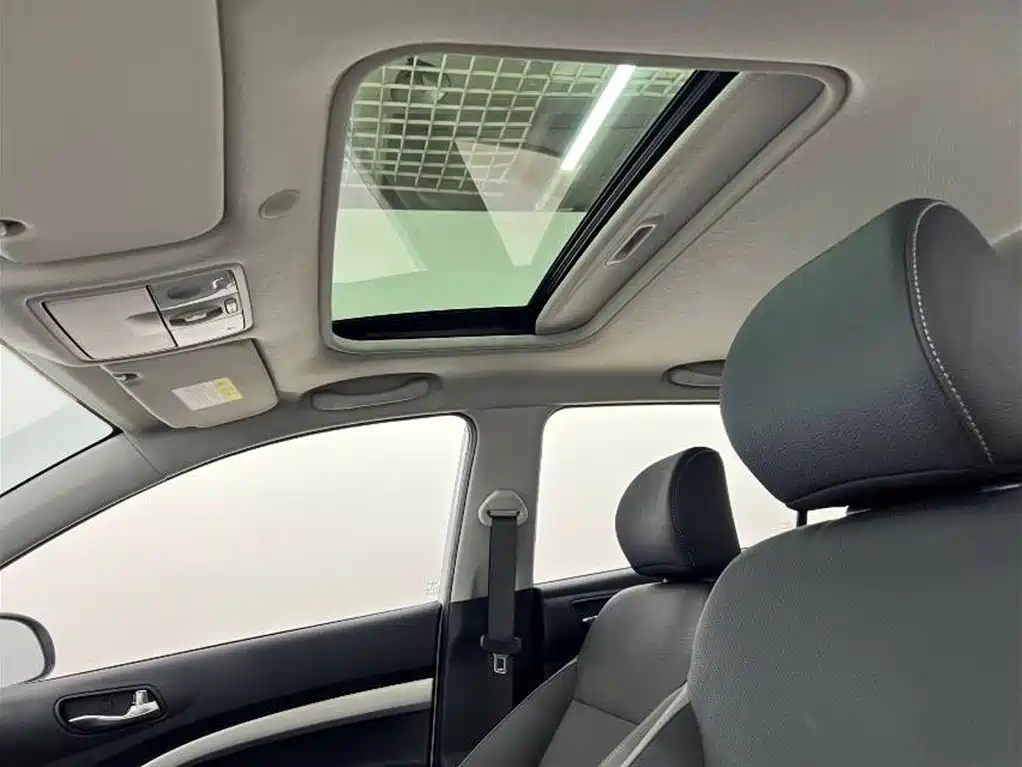 Kia KX1 2021 1.4L CVT Fun Sunroof Version фото 11