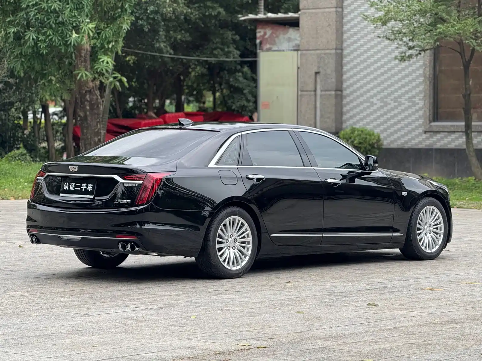 Фото 9 - Cadillac CT6