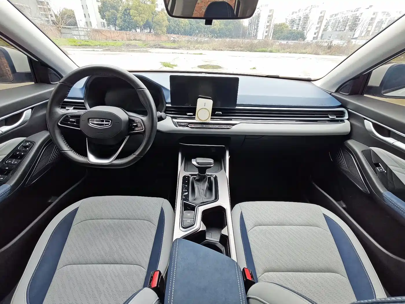 GEELY AUTOMOBILE EMGRAND