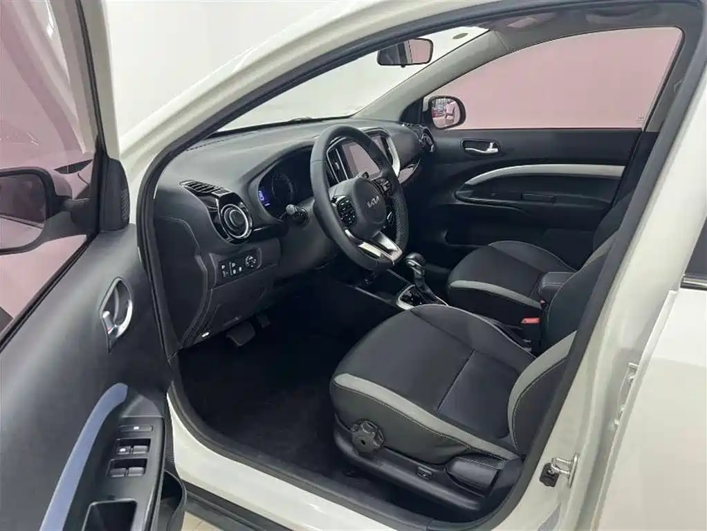 Kia KX1 2021 1.4L CVT Fun Edition фото 9