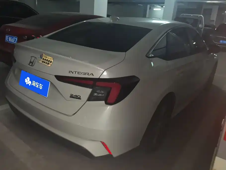 Honda Integra 2024 2023 240TURBO CVT Leading Edition