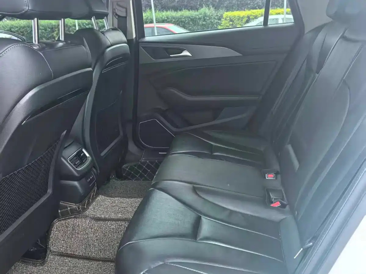 Hongqi H5 2020 1.5T DCT Qi Rhythm Edition фото 7