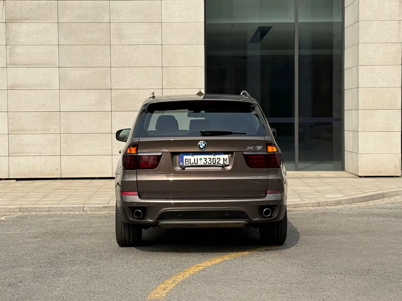 BMW X5 (Import) 2011 xDrive35i Leading Edition фото 18