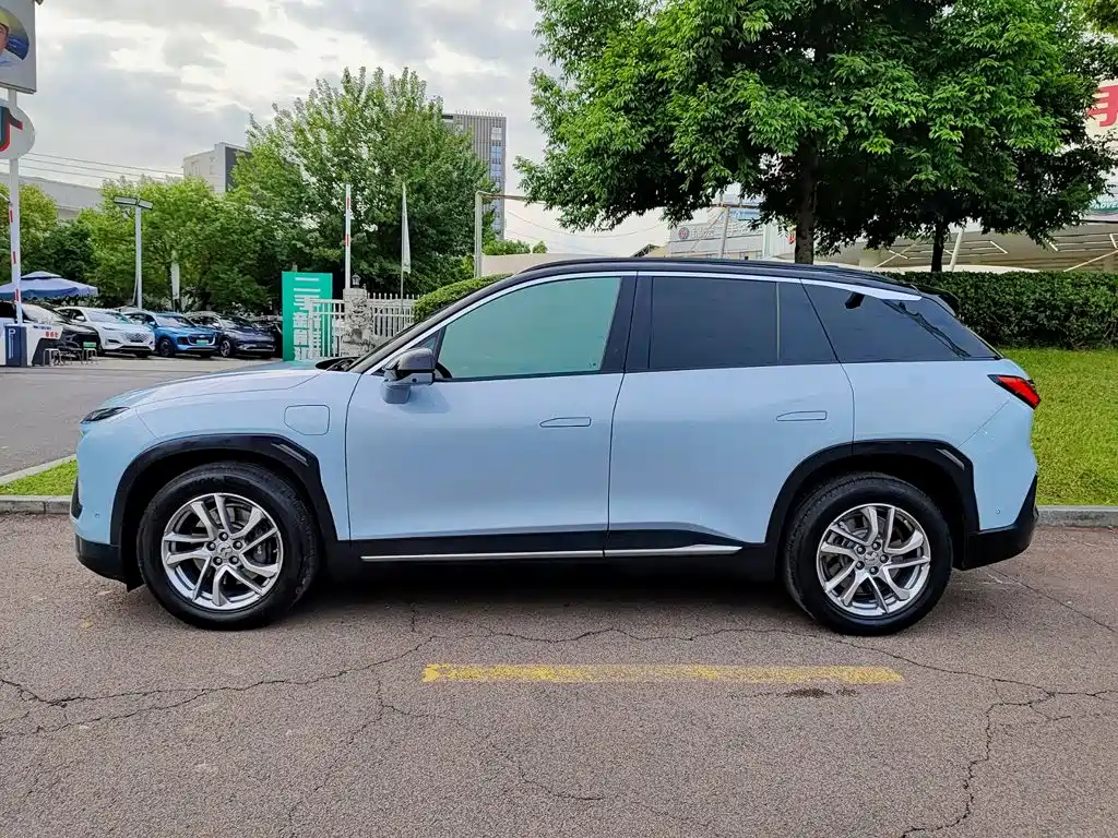 Фото 3 - NIO ES6