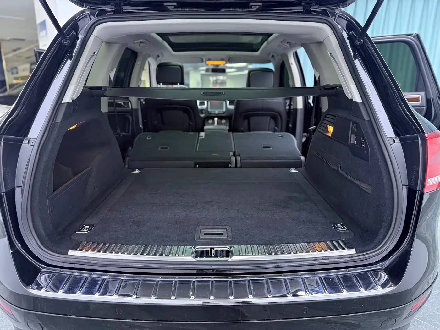 Volkswagen Touareg 2011 3.0TSI Comfort фото 10