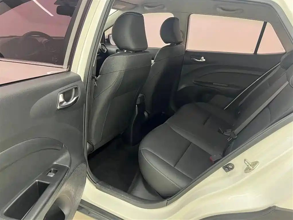 Kia KX1 2021 1.4L CVT Fun Edition фото 10