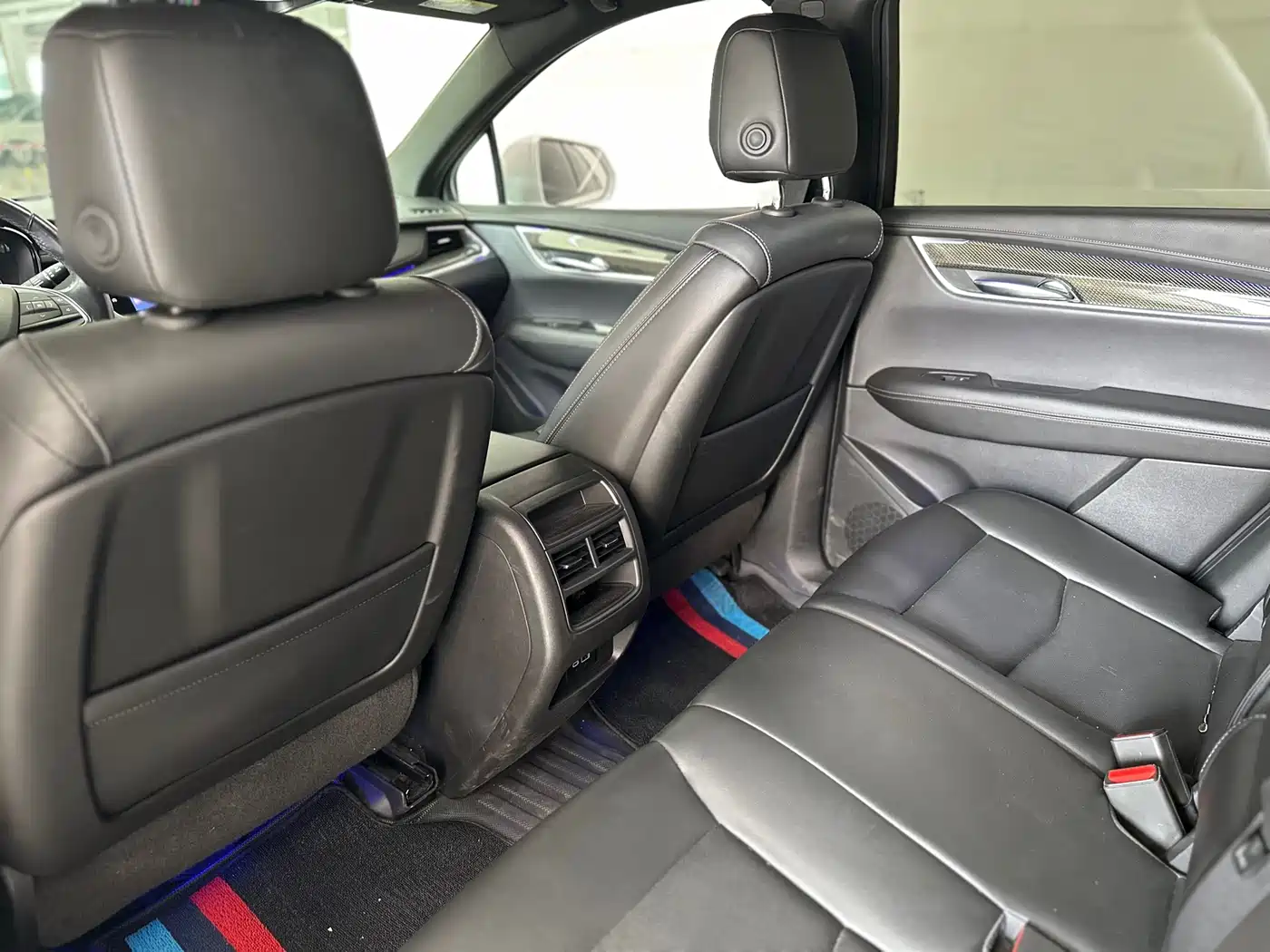 Cadillac XT5 2022 2.0T AWD Luxury (Hummingbird Edition) фото 9