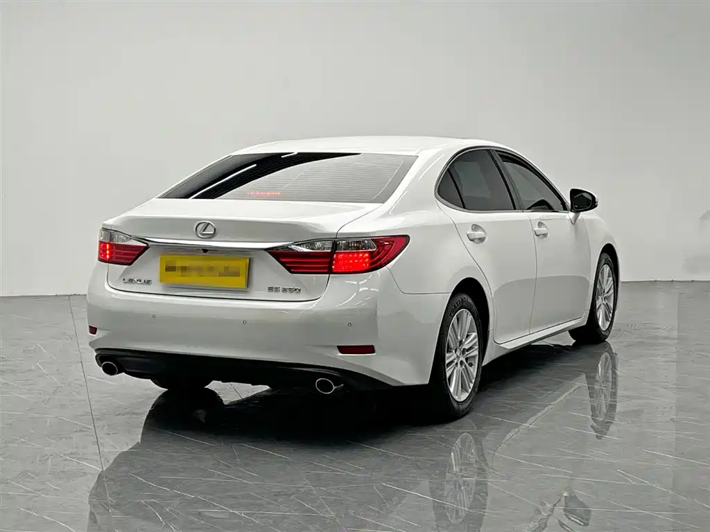Lexus ES 2014 250 Elite Edition фото 6