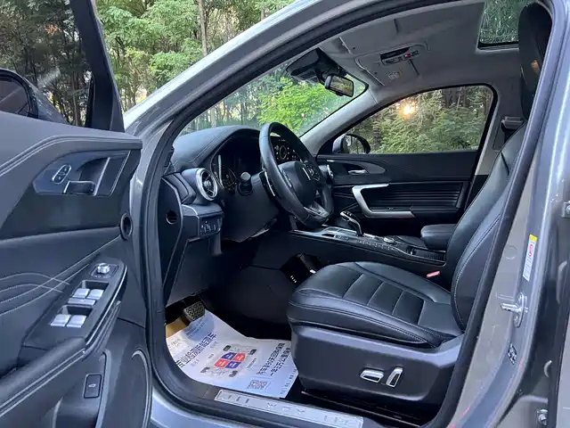 WEY VV5 2021 1.5T 2WD Smart Pioneer — фото 3