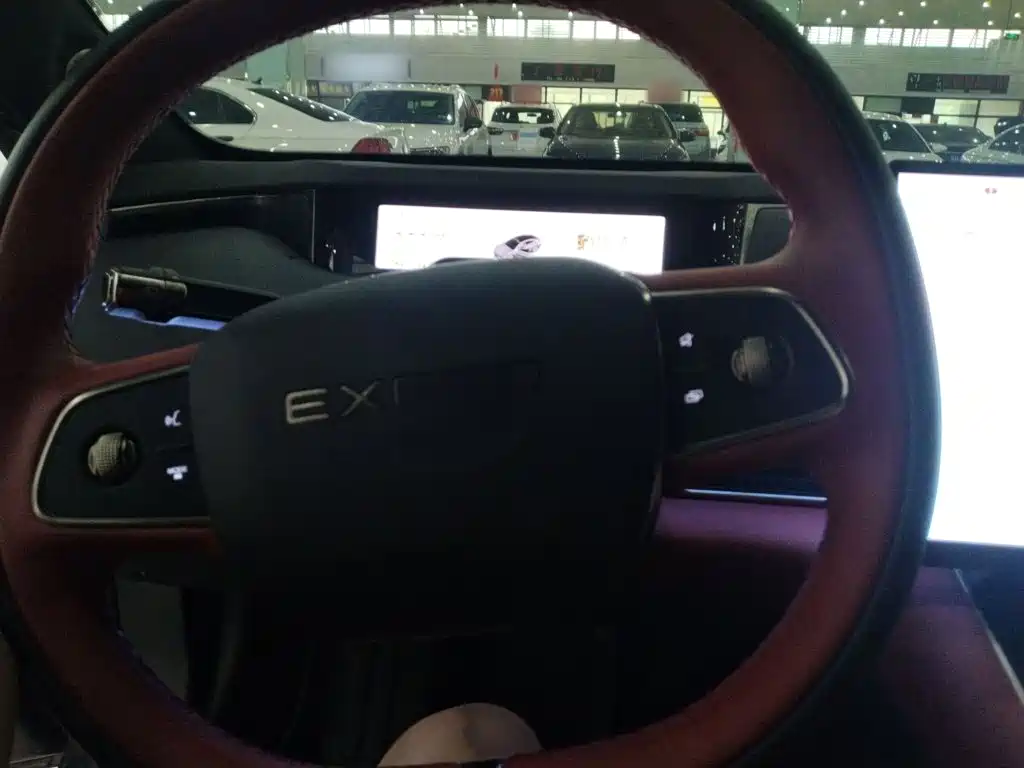 Exeed Exlantix ES 2025 2025 Range Extender Max Urban Assist