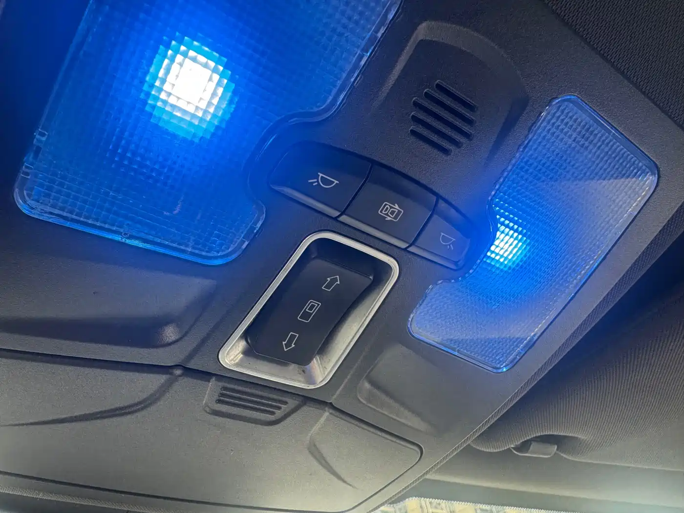 Landwind X7 2016 2015 2.0T Panoramic Flagship Edition