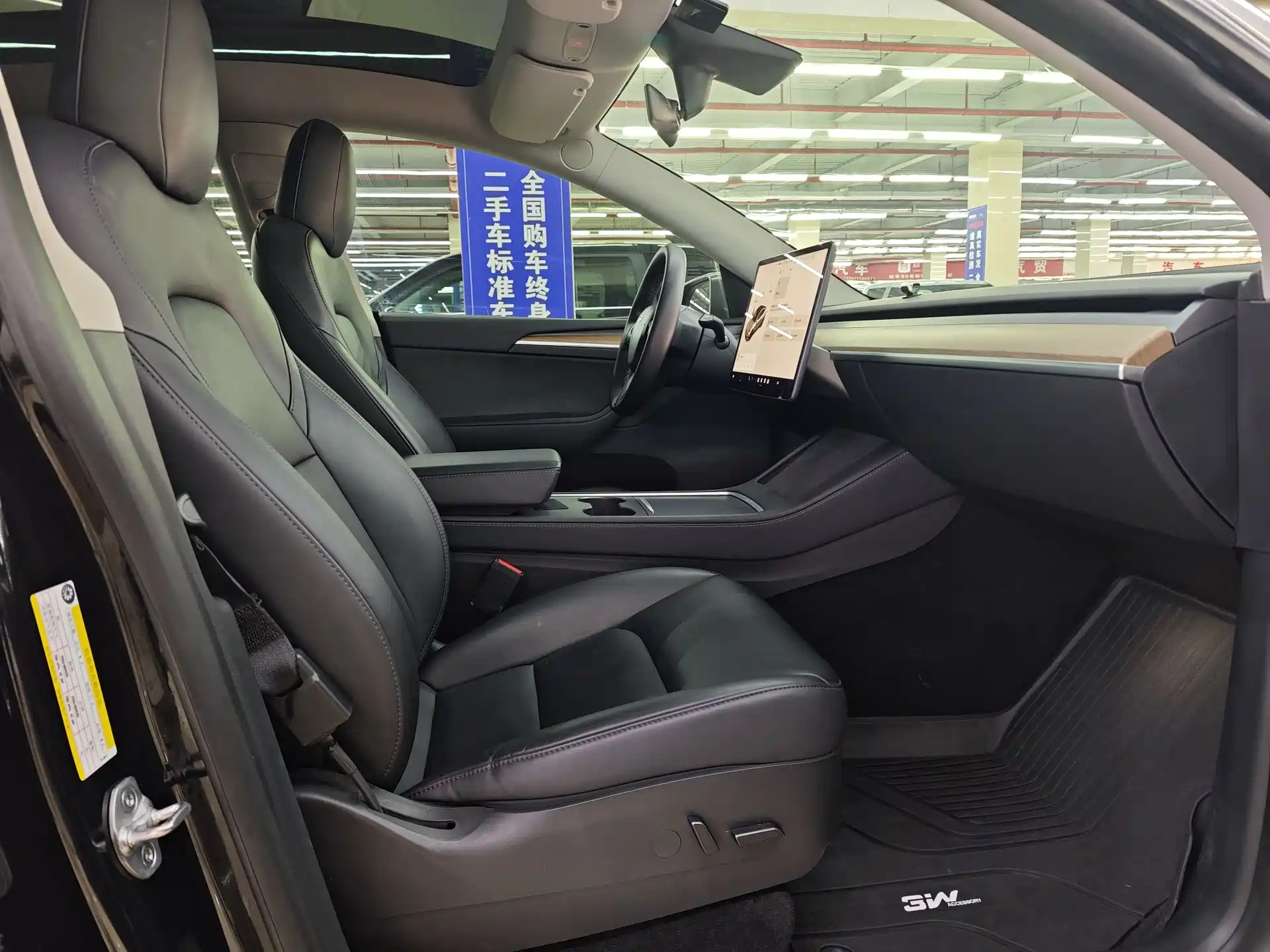 Фото 8 - Tesla Model Y