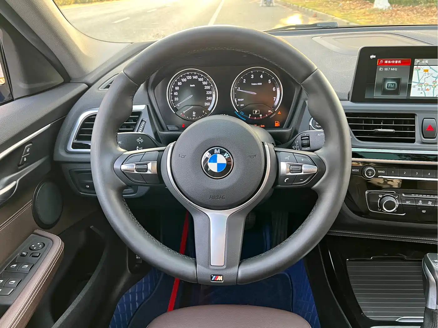 BMW 1 Series 2019 118i M Sport Package фото 12