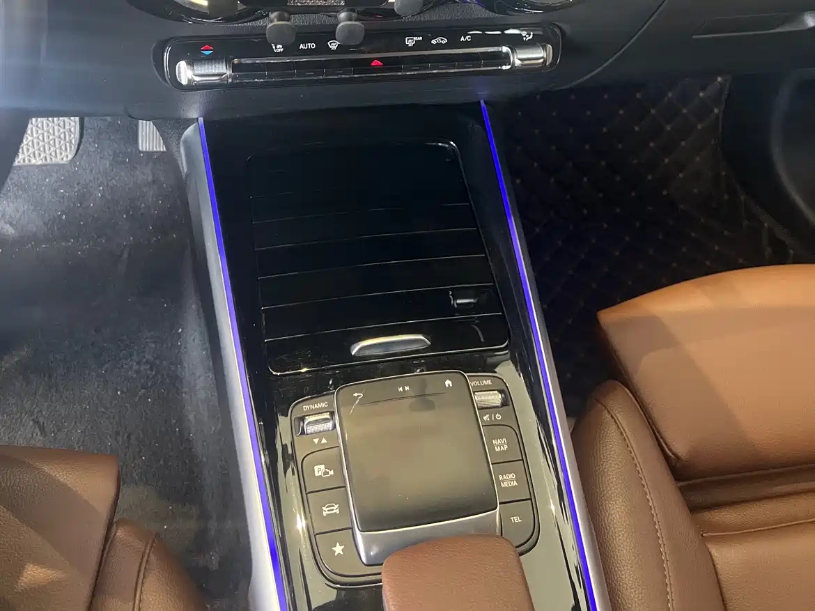 Mercedes-Benz GLB 2023 GLB 220 Style фото 14