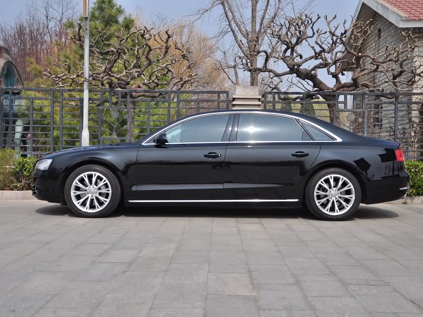Audi A8 2011 A8L 3.0 TFSI quattro Premium (245kW) фото 3