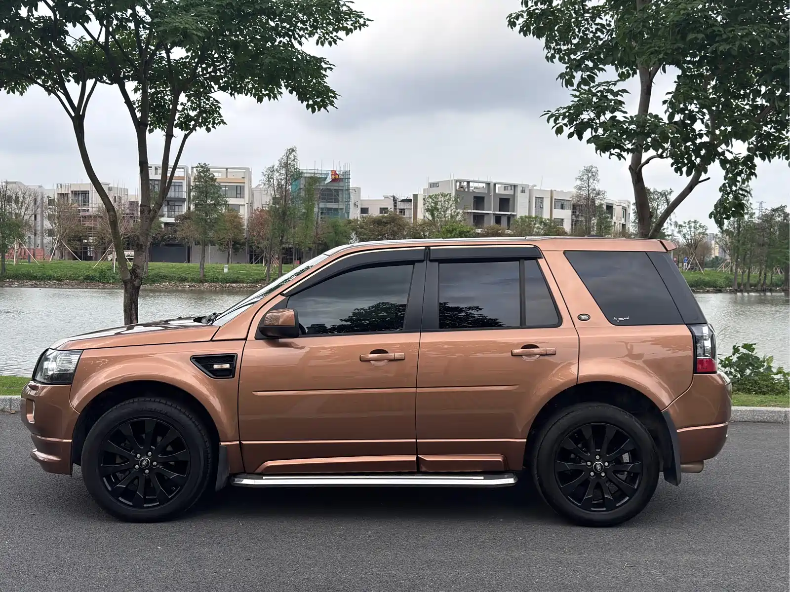 Фото 5 - Land Rover Freelander 2