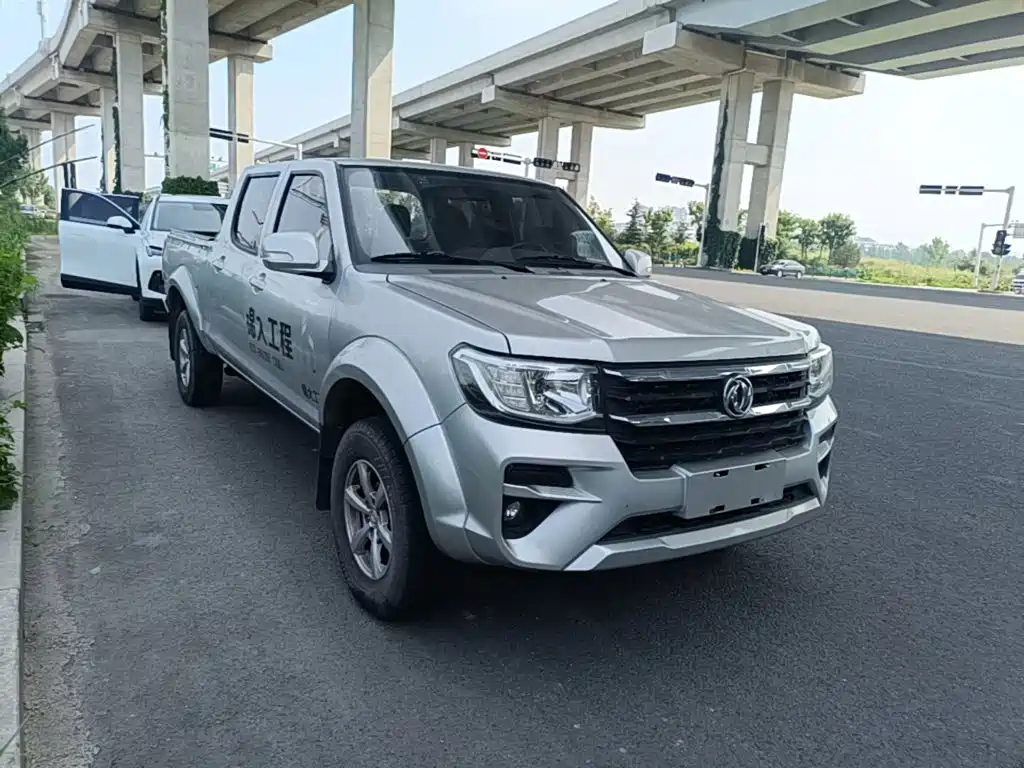 Dongfeng Ruiqi 2023 2023 2.4T Diesel 2WD Startup Long Cargo Box YCY24165-61