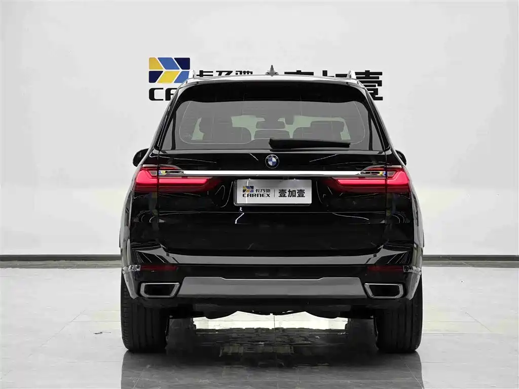 BMW X7 2022 xDrive40i Leading Luxury Package фото 17