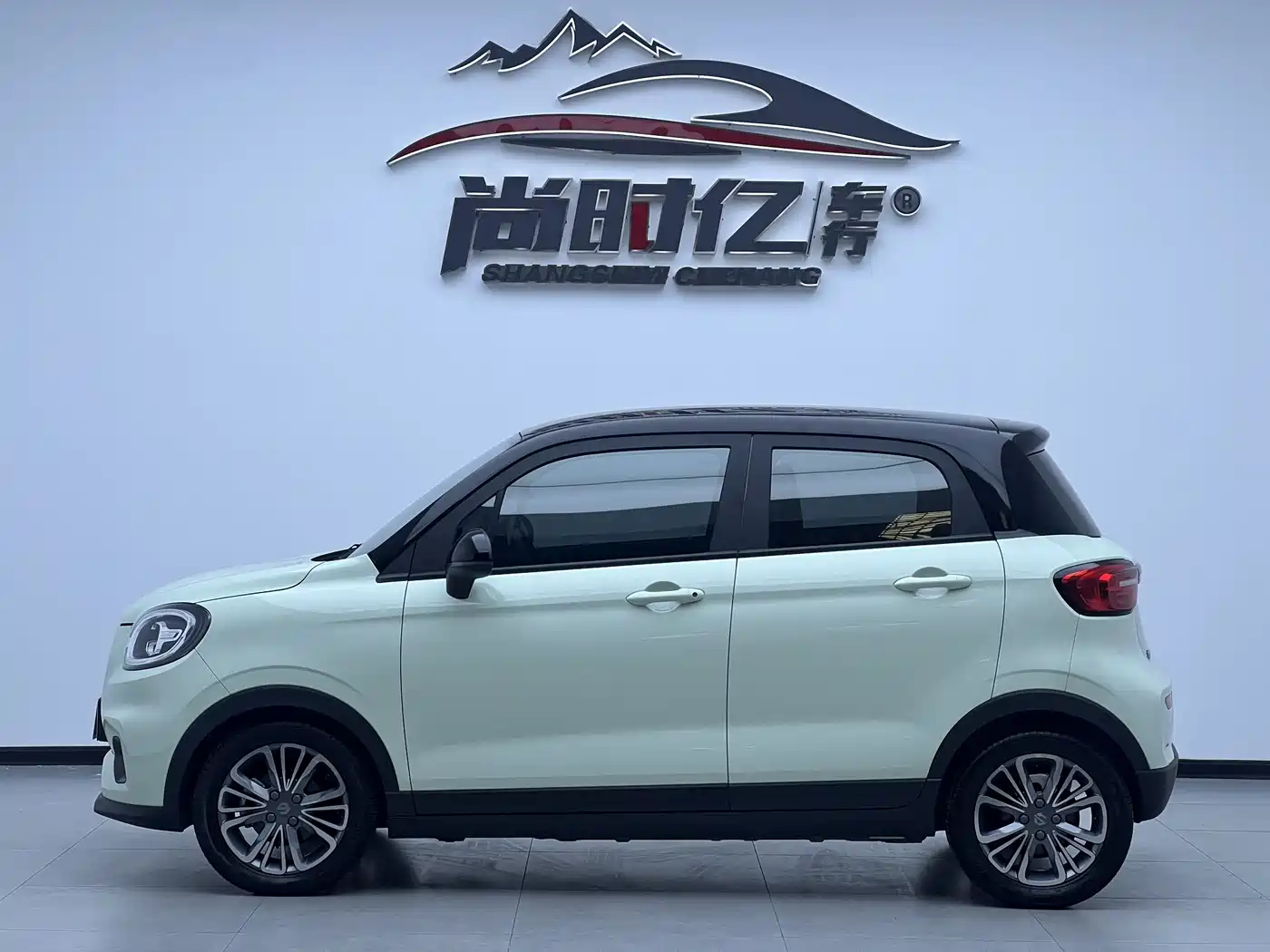 ZERO-RUNNING CAR ZERO RUN T03