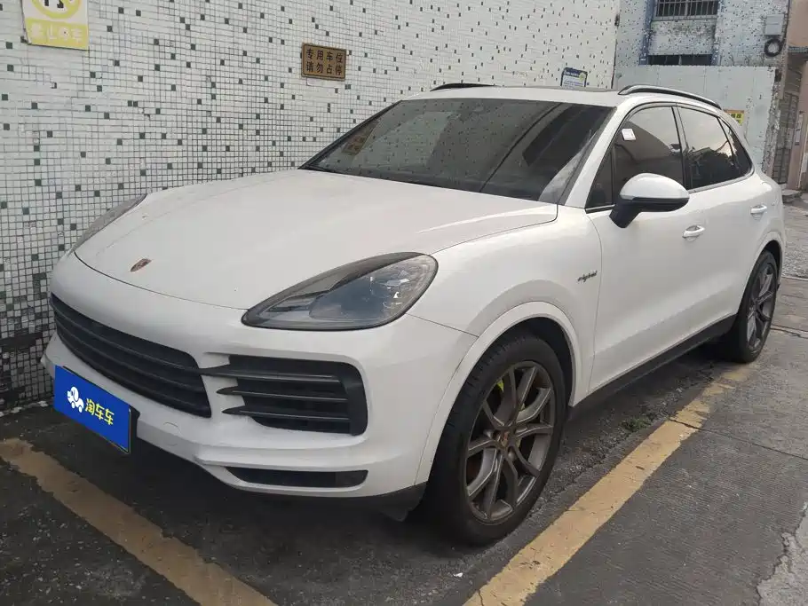 2023 Porsche Cayenne New Energy