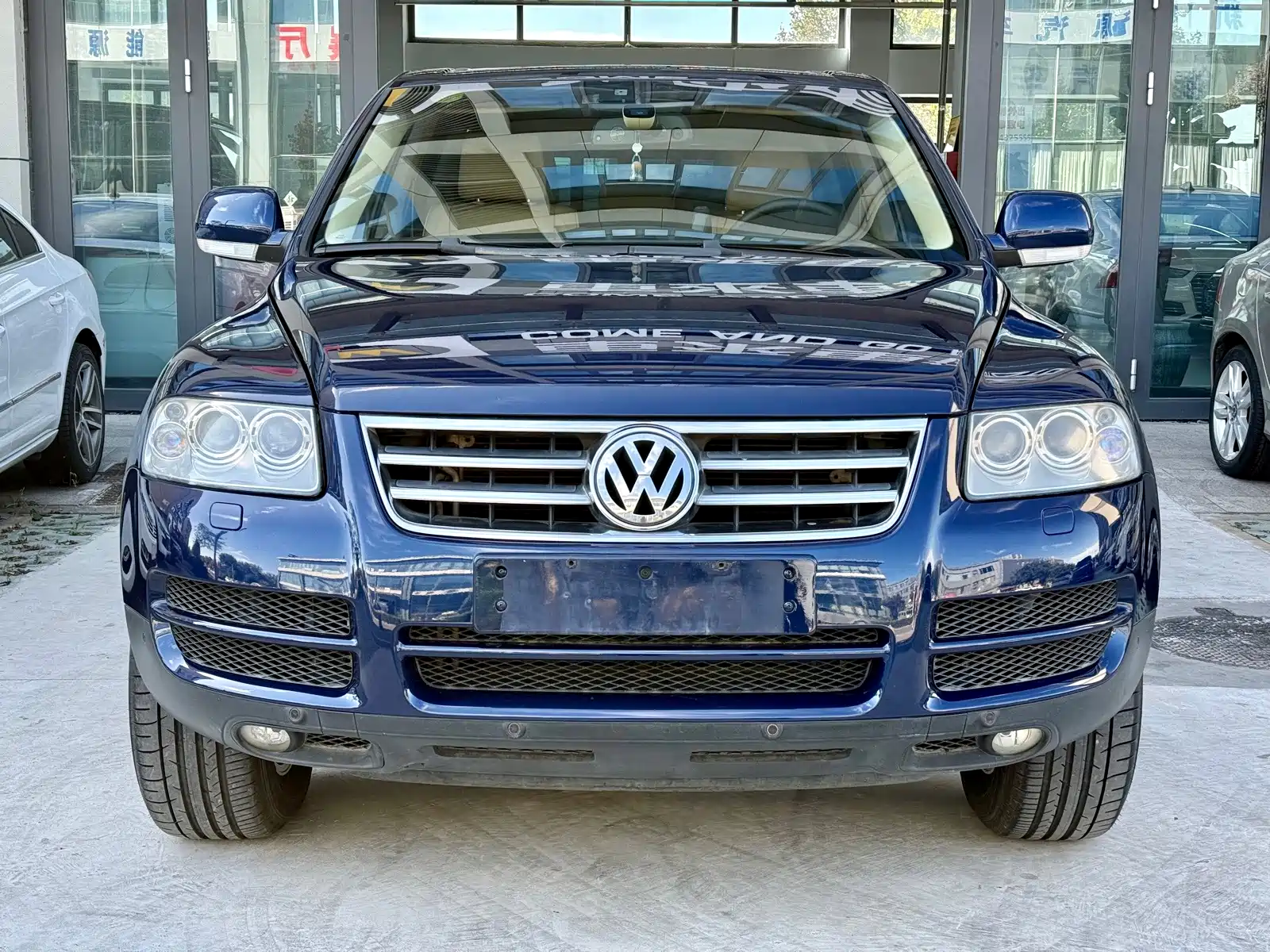 Фото 1 - Volkswagen Touareg