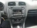 Фото 8 - Volkswagen Golf