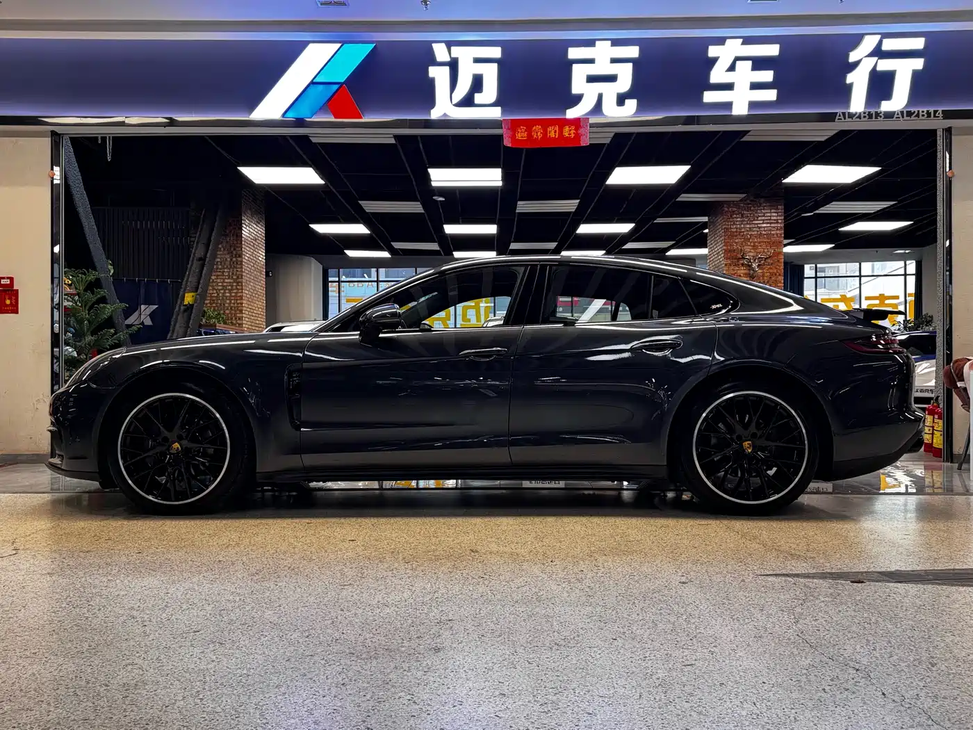 Porsche Panamera 2017 Panamera 3.0T фото 2