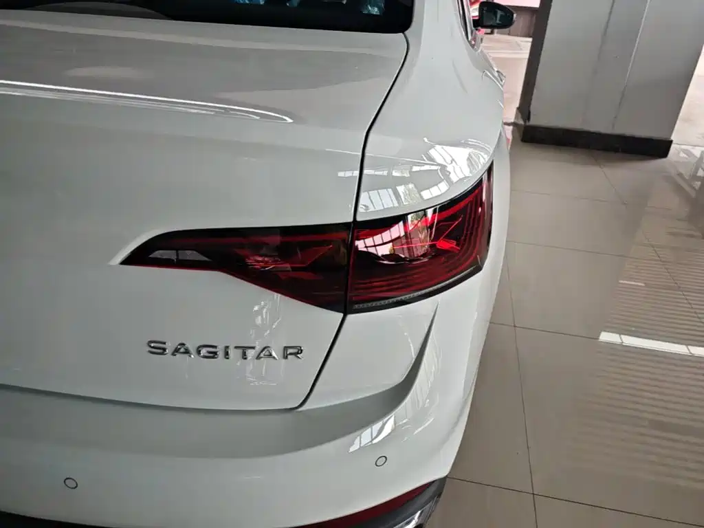 Volkswagen Sagitar 2026 2025 Model Year Facelift 200TSI DSG Soaring Edition