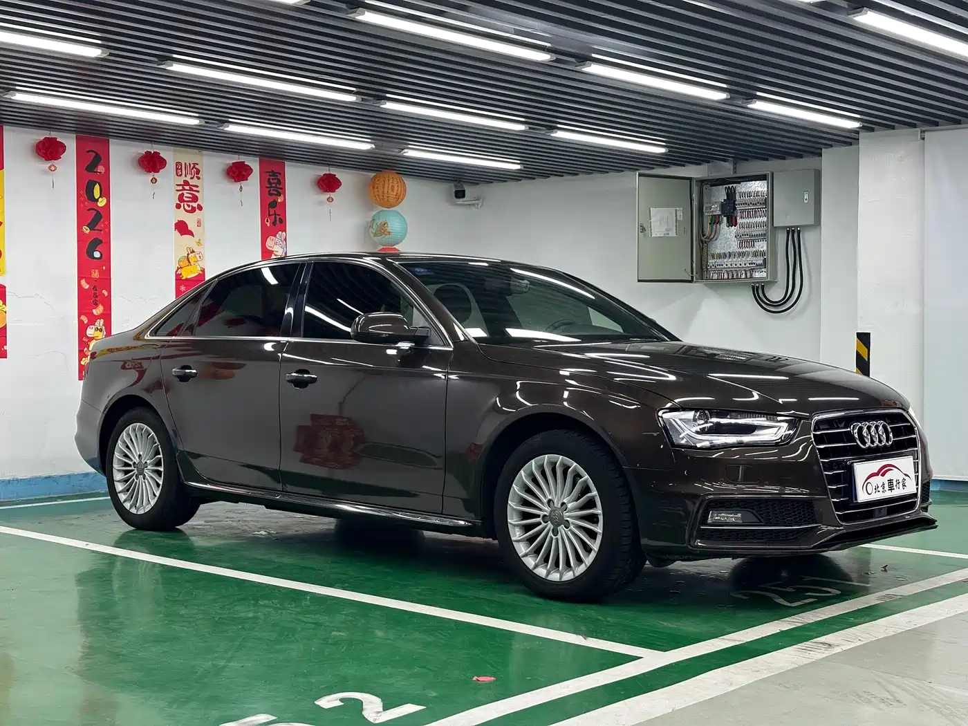 Audi A4L 2016 35 TFSI Collector's Edition S line Comfort фото 3