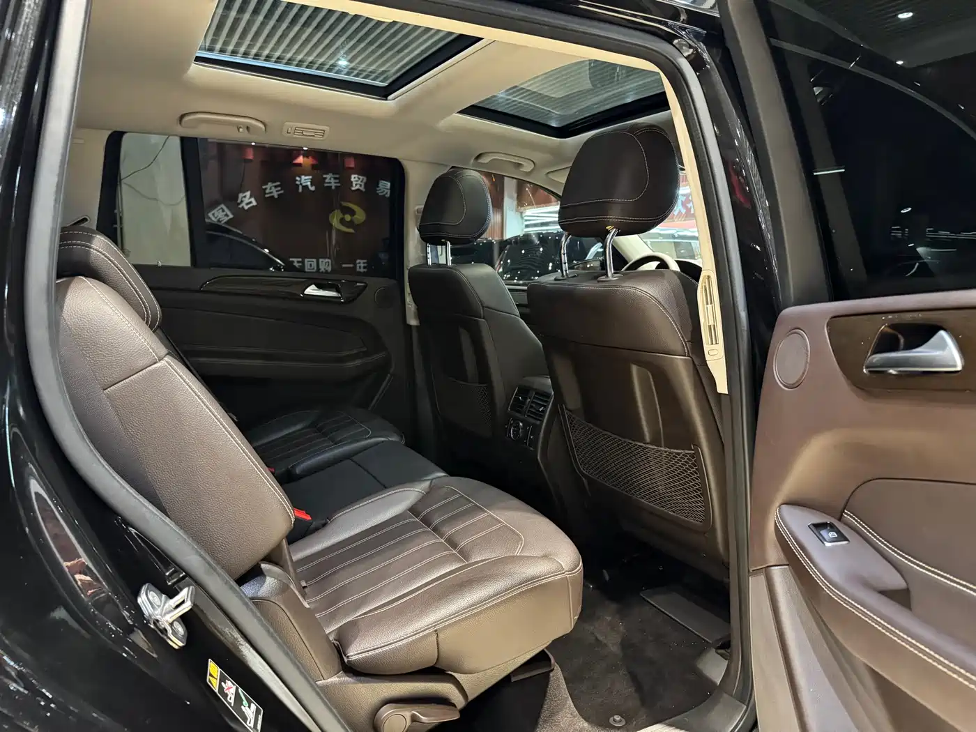 Mercedes-Benz GLS 2019 GLS 400 4MATIC Dynamic Collector's Edition фото 7