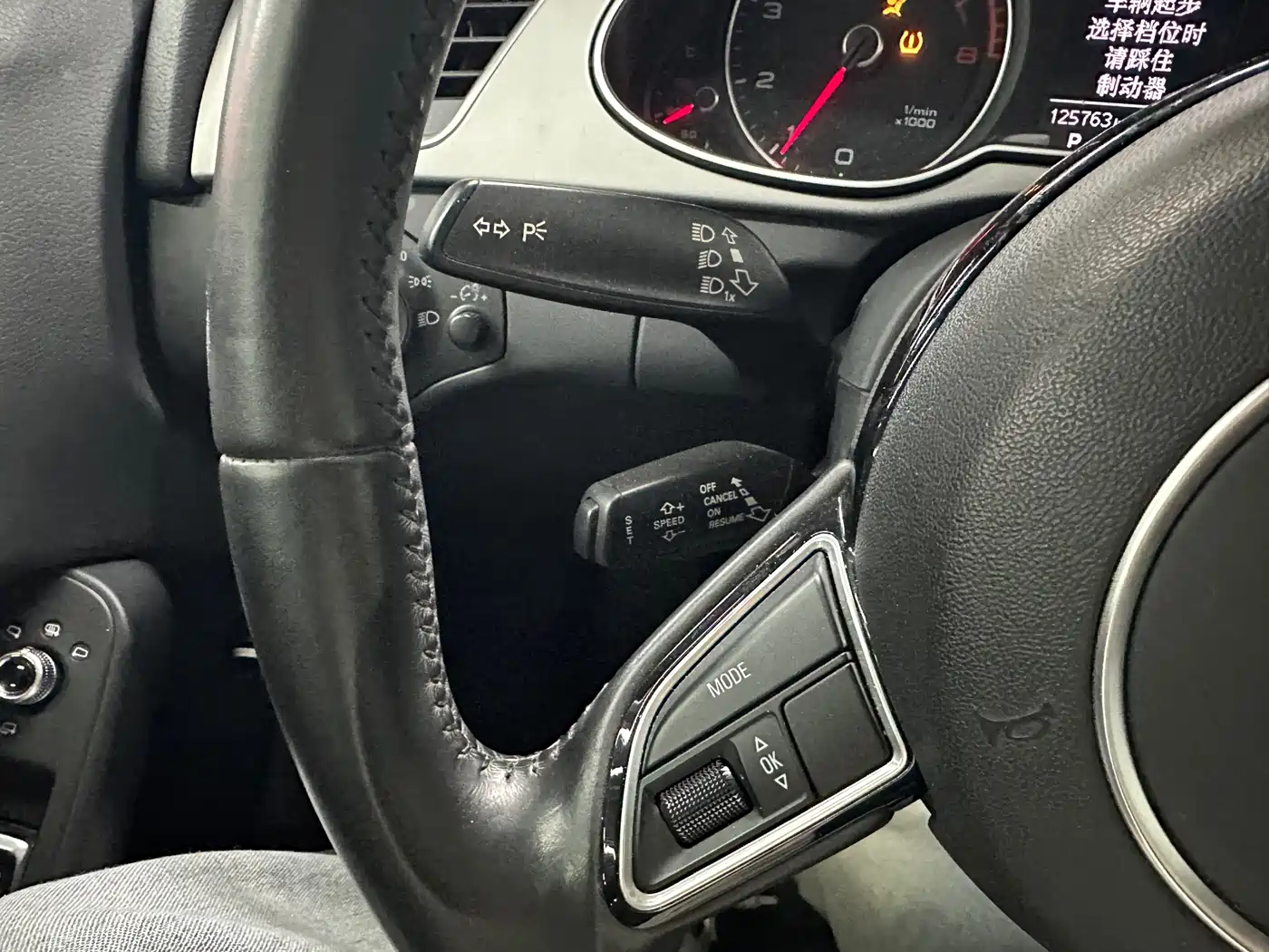 Audi A4L 2016 35 TFSI Collector's Edition S line Comfort фото 13