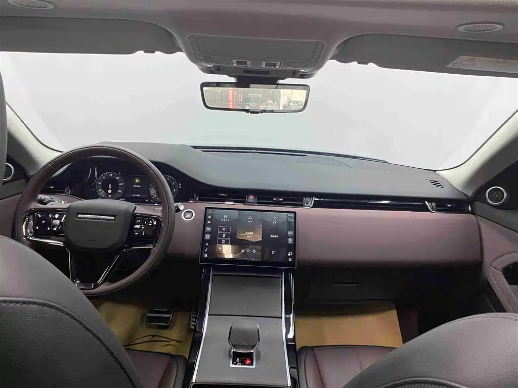 Land Rover Range Rover Evoque 2024 Range Rover Evoque L 249PS Light Master Edition фото 17