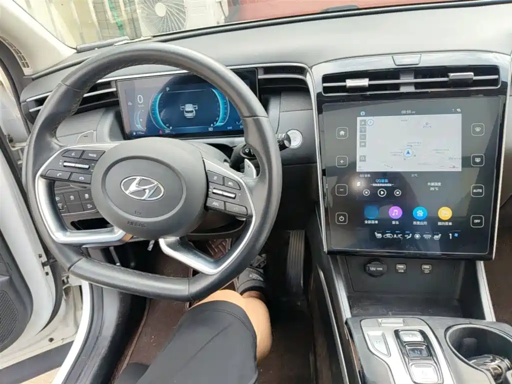 Hyundai Tucson 2022 Tucson L 1.5T DCT LUX Premium N Line фото 10