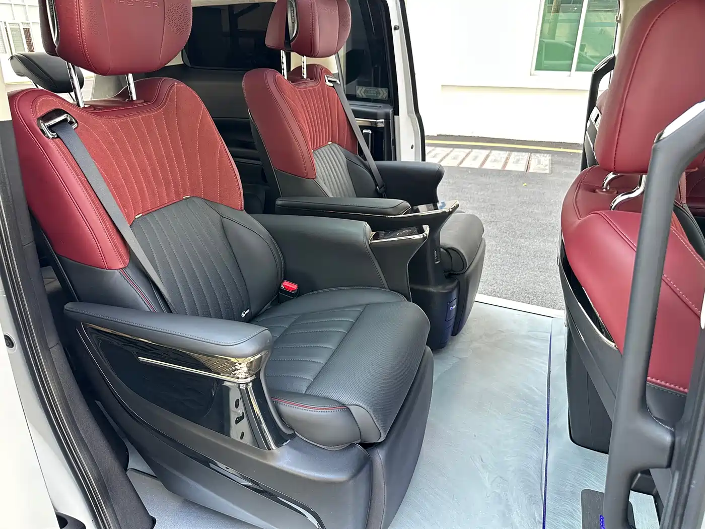 Photo 24 - GAC Trumpchi Trumpchi E9