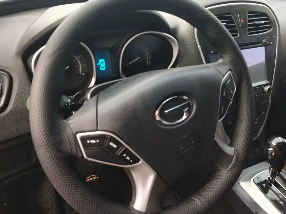 GAC Trumpchi Trumpchi GS5 2014 2012 2.0L Automatic 2WD Anniversary Edition