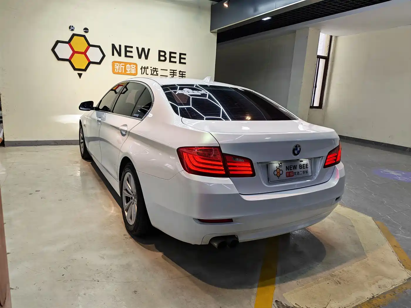 BMW 5 Series 2014 520Li Elegance фото 3