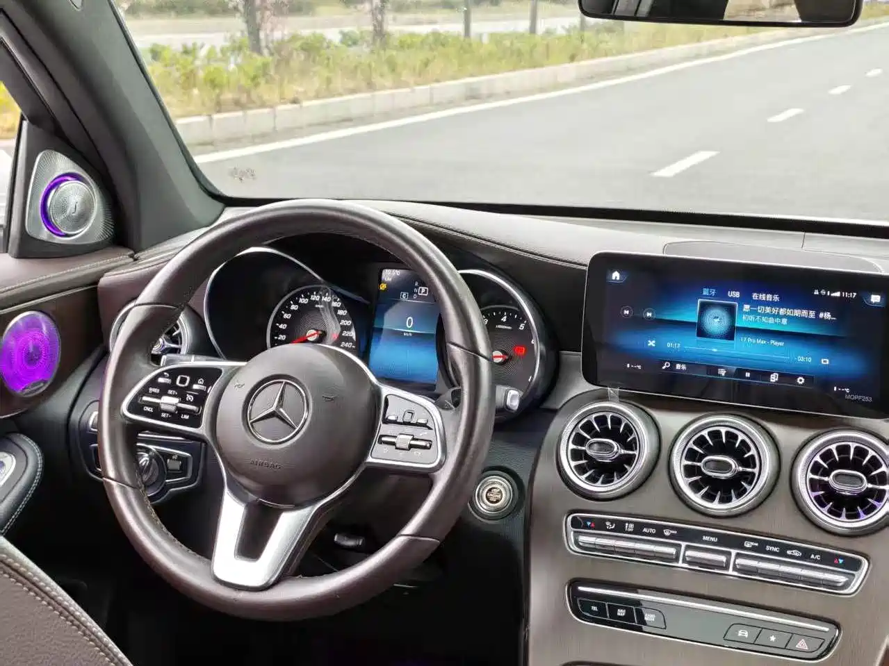 Mercedes-Benz GLC 2020 GLC 260 L 4MATIC Dynamic фото 11