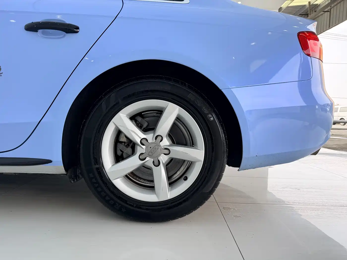 Audi A4L 2013 35 TFSI Automatic Standard фото 7