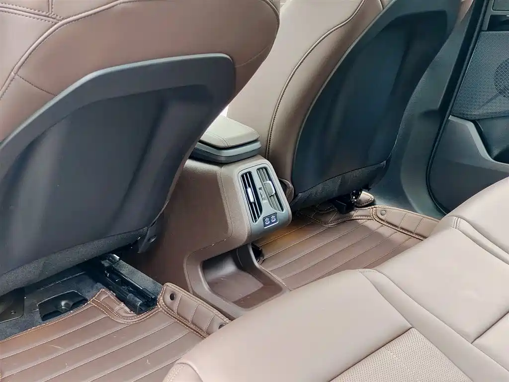 BMW iX1 2025 eDrive25L X Design Package фото 9