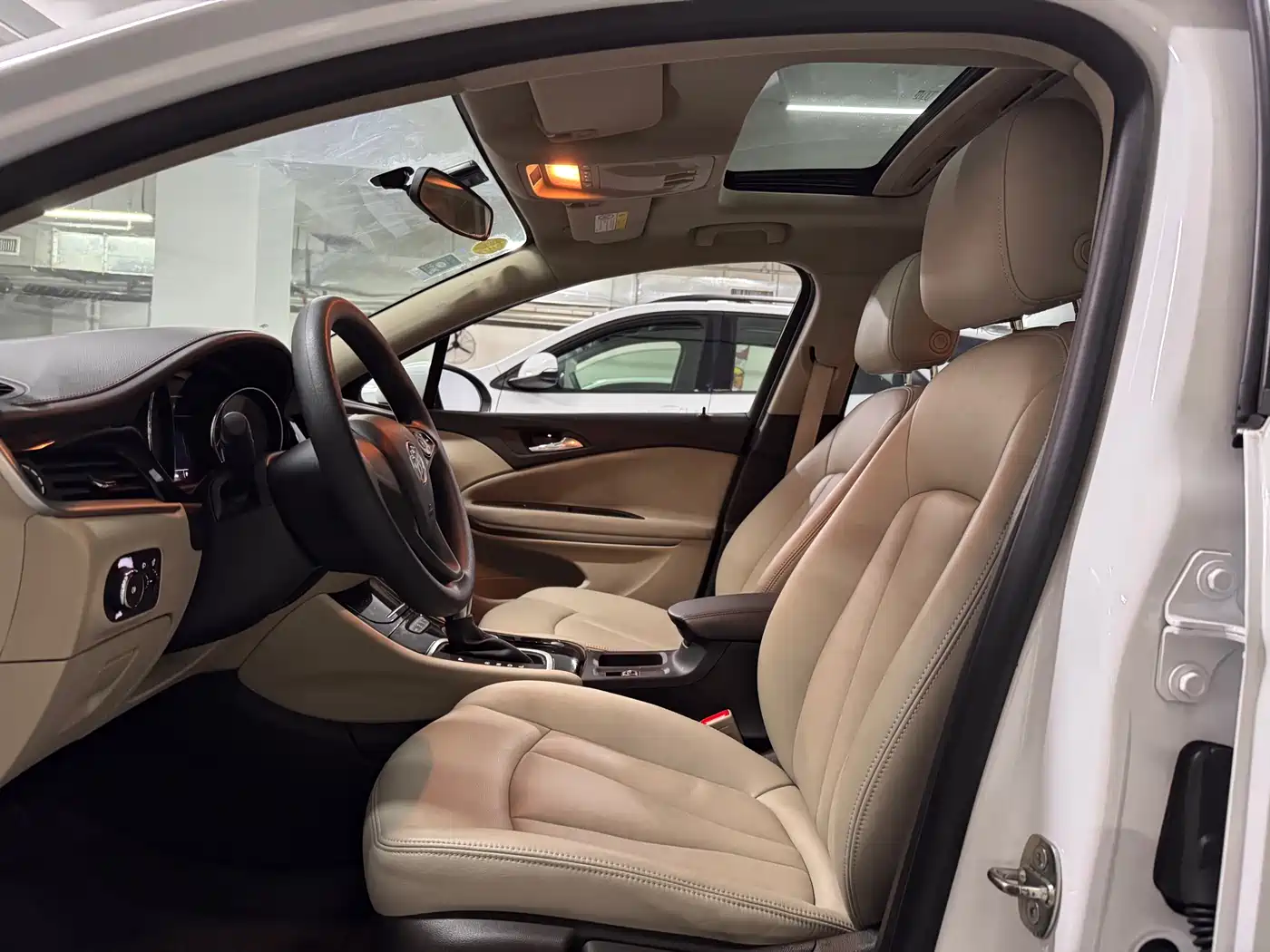 Buick Verano 2017 Sedan 15S Automatic Progressive фото 4
